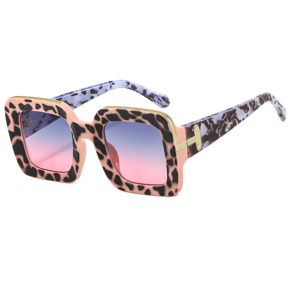 New Fashion Personalized Sunglasses Women