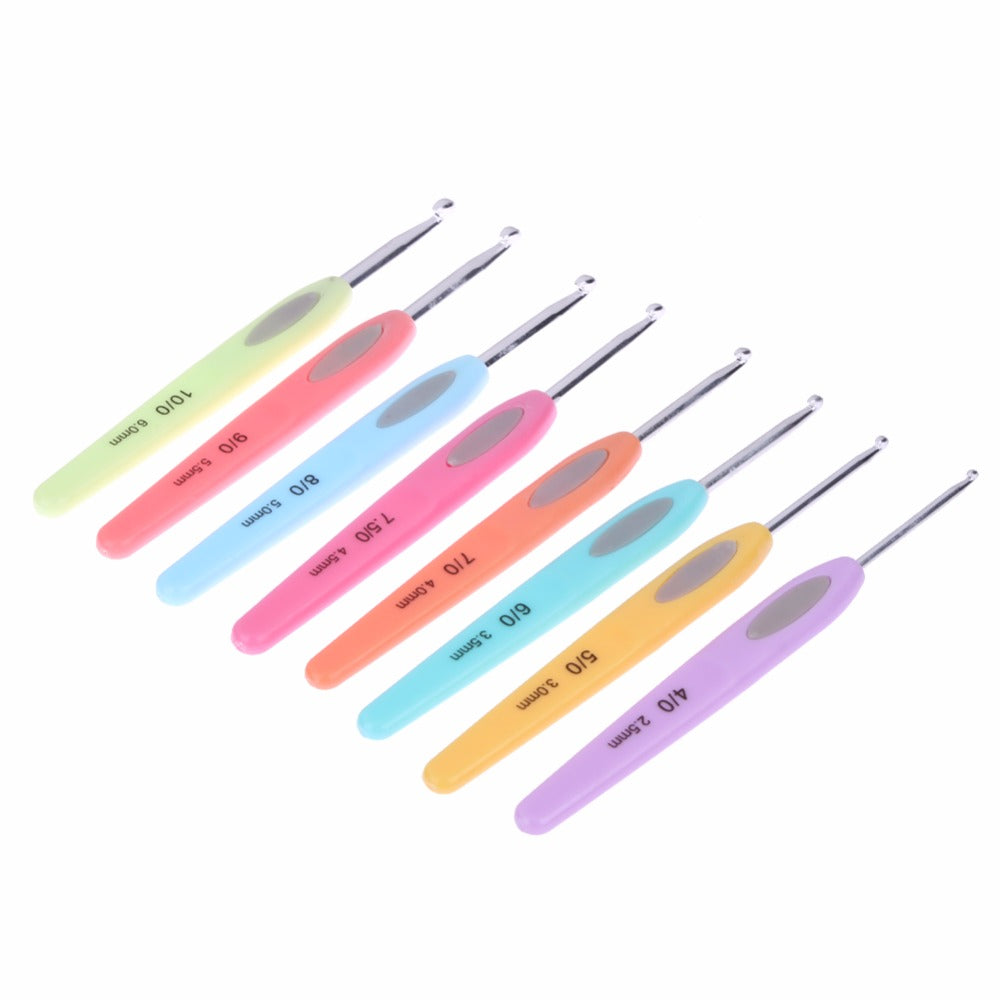 8pcs Set Crochet Hooks With Without Led Plastic Handle Knitting Needles Set 2.5 6mm Needle Sewing Kit Multicolour Sewing Tool