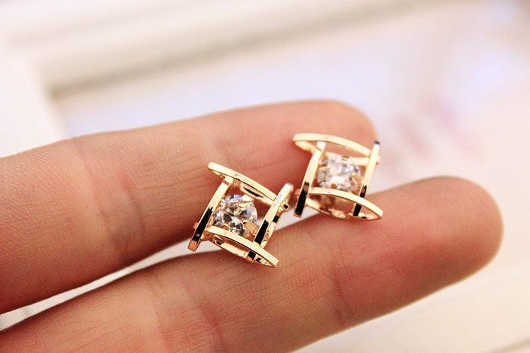 Square zircon earrings Tic-Tac-Toe Hollow Copper Earrings - Nioor