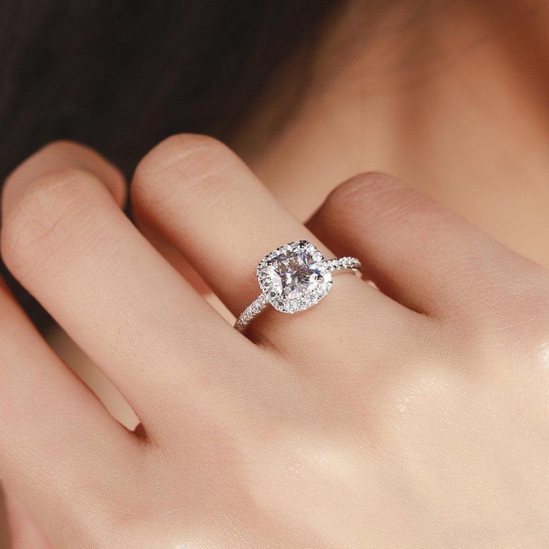Ladies Moissanite 1 Carat Imitation Diamond Ring Luxury Round Diamond Princess Square Ring - Nioor