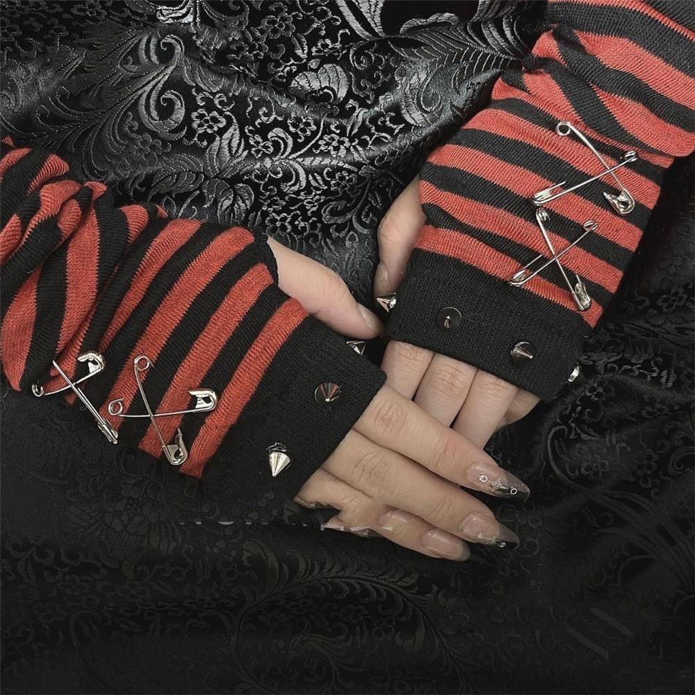 Non-mainstream Pin Rivet Dark Fingerless Oversleeve - Nioor