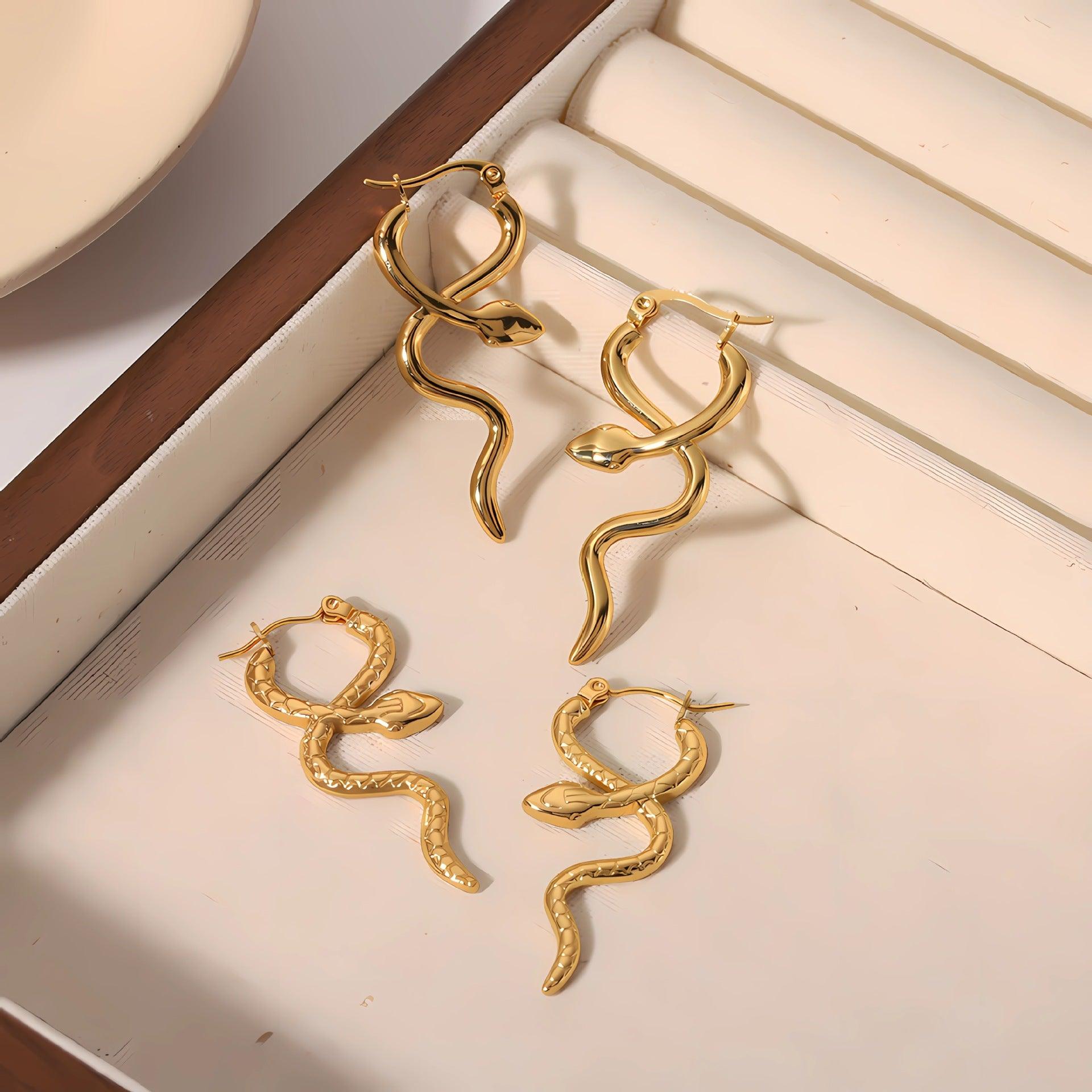 Serpentine Titanium Steel Ear Clip 18K Gold-plated Stainless Steel - Nioor