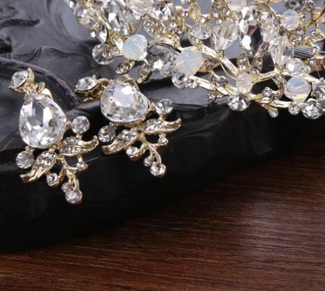 Bride Crystal Crown Hair Accessory - Nioor