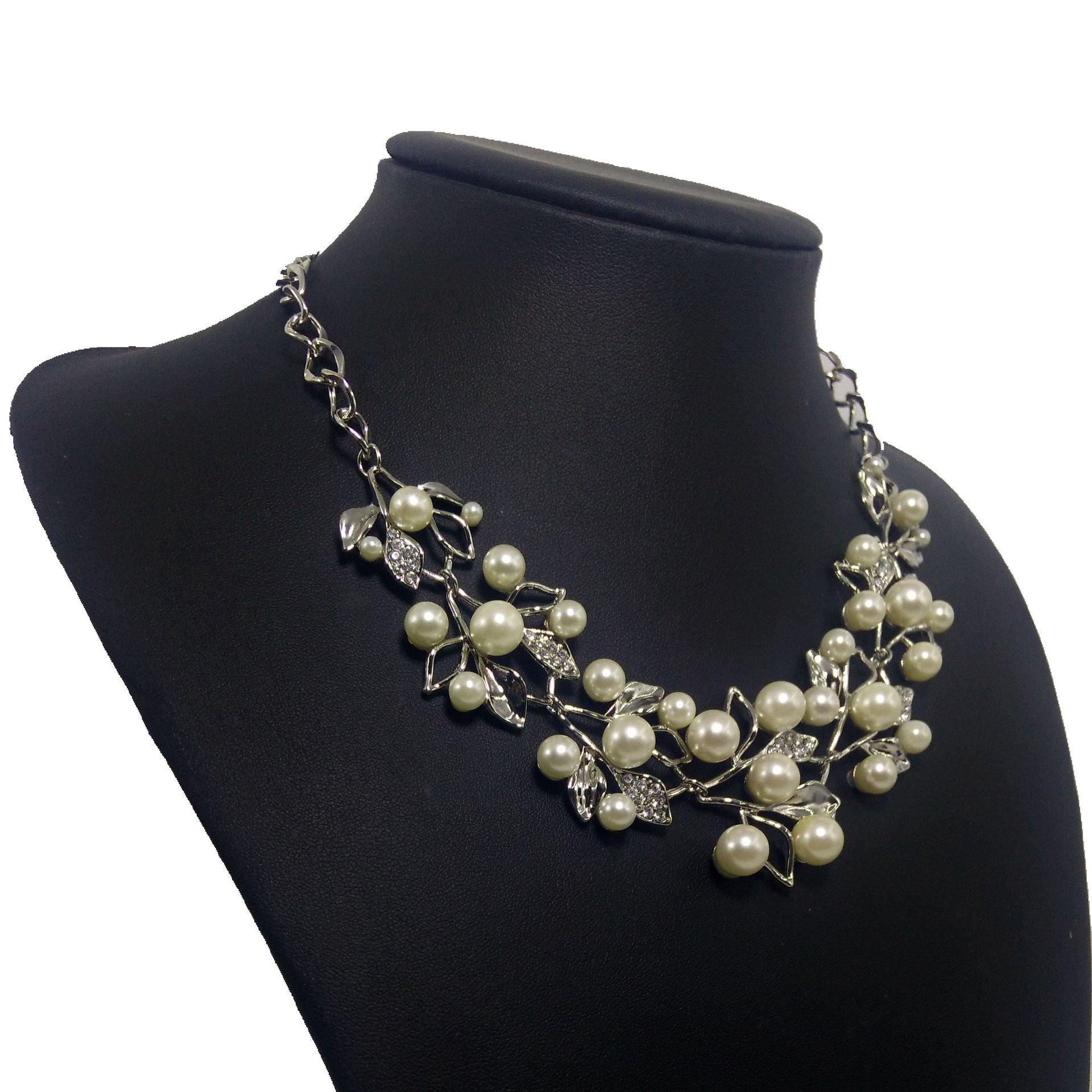 Two-Piece Set Of Pearl Four-Leaf Clover Necklace Jewelry Accessories Earrings - Nioor