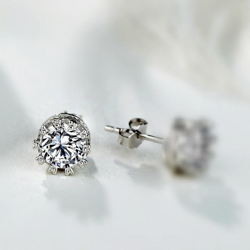 Diamond Zircon Crown Stud Earrings - Nioor