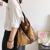 Retro Chinese Printed One-shoulder Crossbody Bag