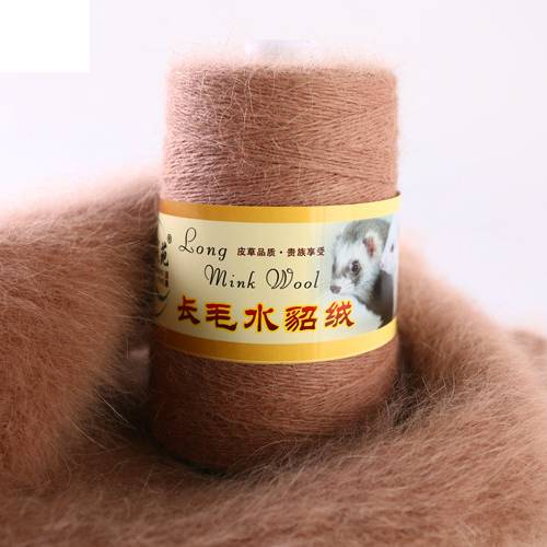 Hand-knitted woven medium thick scarf thread