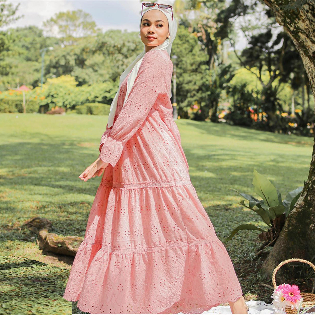 Muslim Malaysia Indonesia Hollow Lace Dress