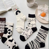 Women's Black And White Cartoon Mid-calf Length Loose Socks - Nioor