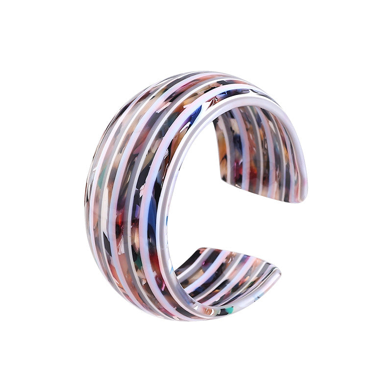 Fashion C- Shaped Simple Resin Bracelet