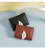 Fashion Folding Short Women's Creative Color Contrast Leaf Wallet