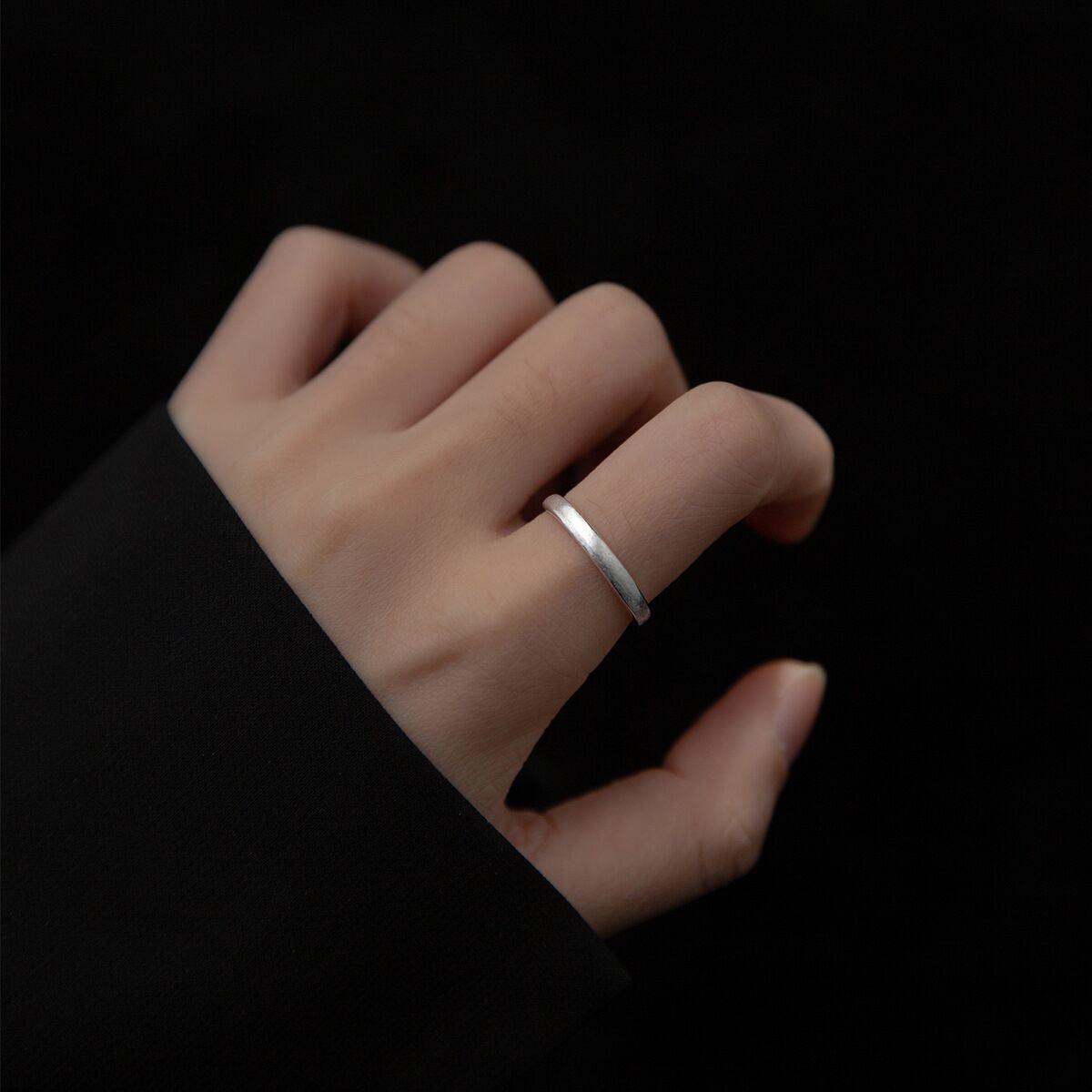 Korean Simple Creative Brushed Frosted Couple Ring - Nioor