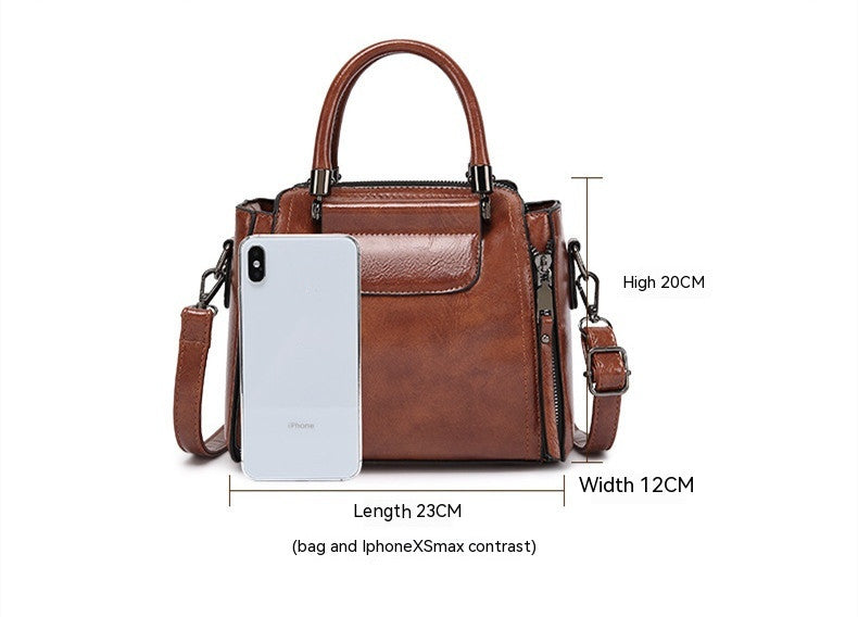 High-grade Portable Women's Large Capacity Korean Style Versatile Retro Simple Shoulder Messenger Bag