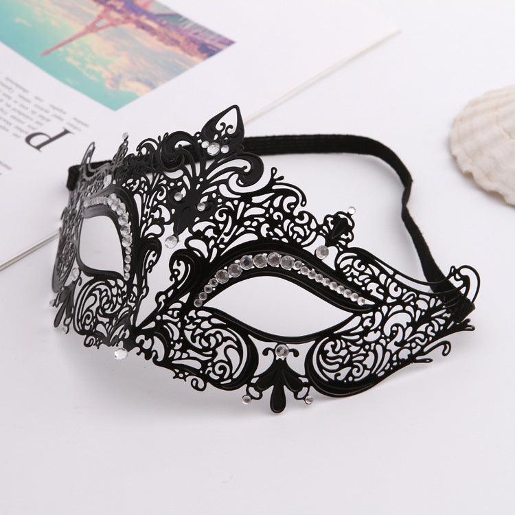 Iron Mask Metal Mask Cat Head White Metal Hollow Diamond Eye Mask - Nioor