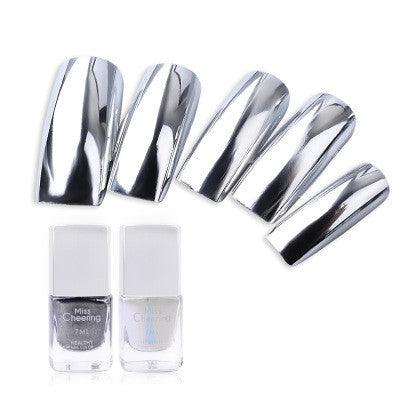 Metallic painted nail art - Nioor