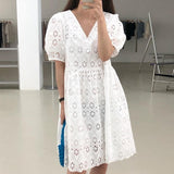 Niche V-neck Hollow Crocheted Waist-tight Slimming Puff Sleeve Dress - Nioor