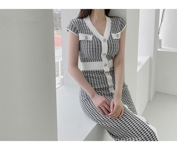 Summer V-neck Slim-fit Mid-length Single-breasted Color Matching Houndstooth Knitted Dress - Nioor