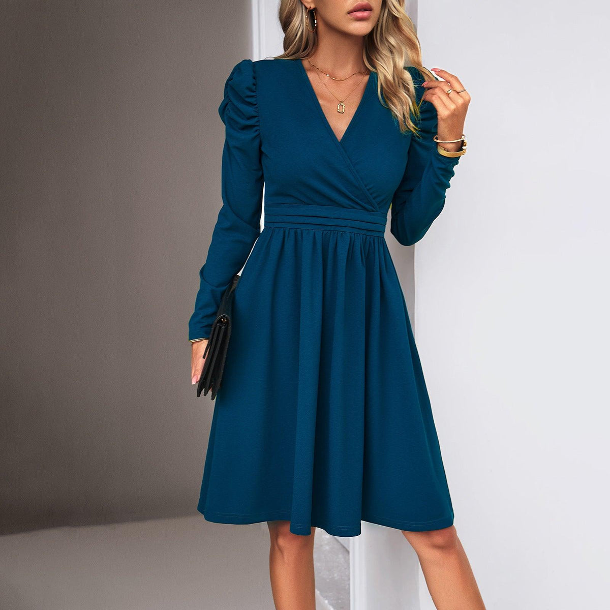 Women's Fashion Elegant V-neck Long-sleeve Dress - Nioor